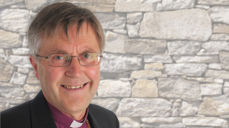 Biskop Tor feirer olsok og kirkejubileum på Færøyene denne sommeren.