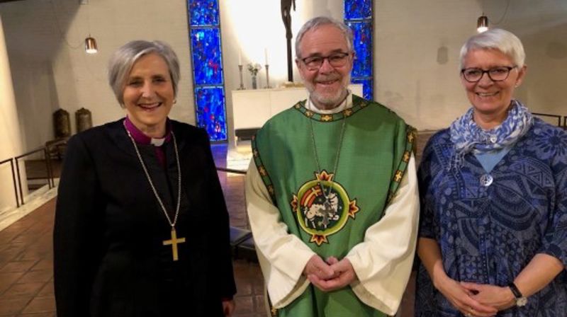 I juni 2022 var det avslutningsgudstjeneste for daværende prost Gustav Danielsen. Her sammen med biskop Herborg Finnset.