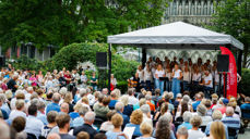 Gospel Explosion fylte Kirkehagen under Olavsfest 2025. (Foto: Maria Saxegaard)