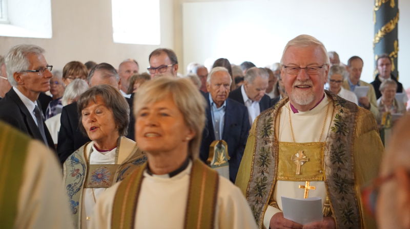 Inngangsprosesjon under avskjedsgudstjeneste for Ole Christian Kvarme i Oslo domkirke. Foto: Finn Folke Thorp