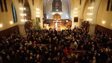 Også i år blir det Fagerborg synger julen inn, men denne gangen uten noen i benkene, vi skal sitte hjemme og synge med! Følg sendingen mandag kl. 1800.