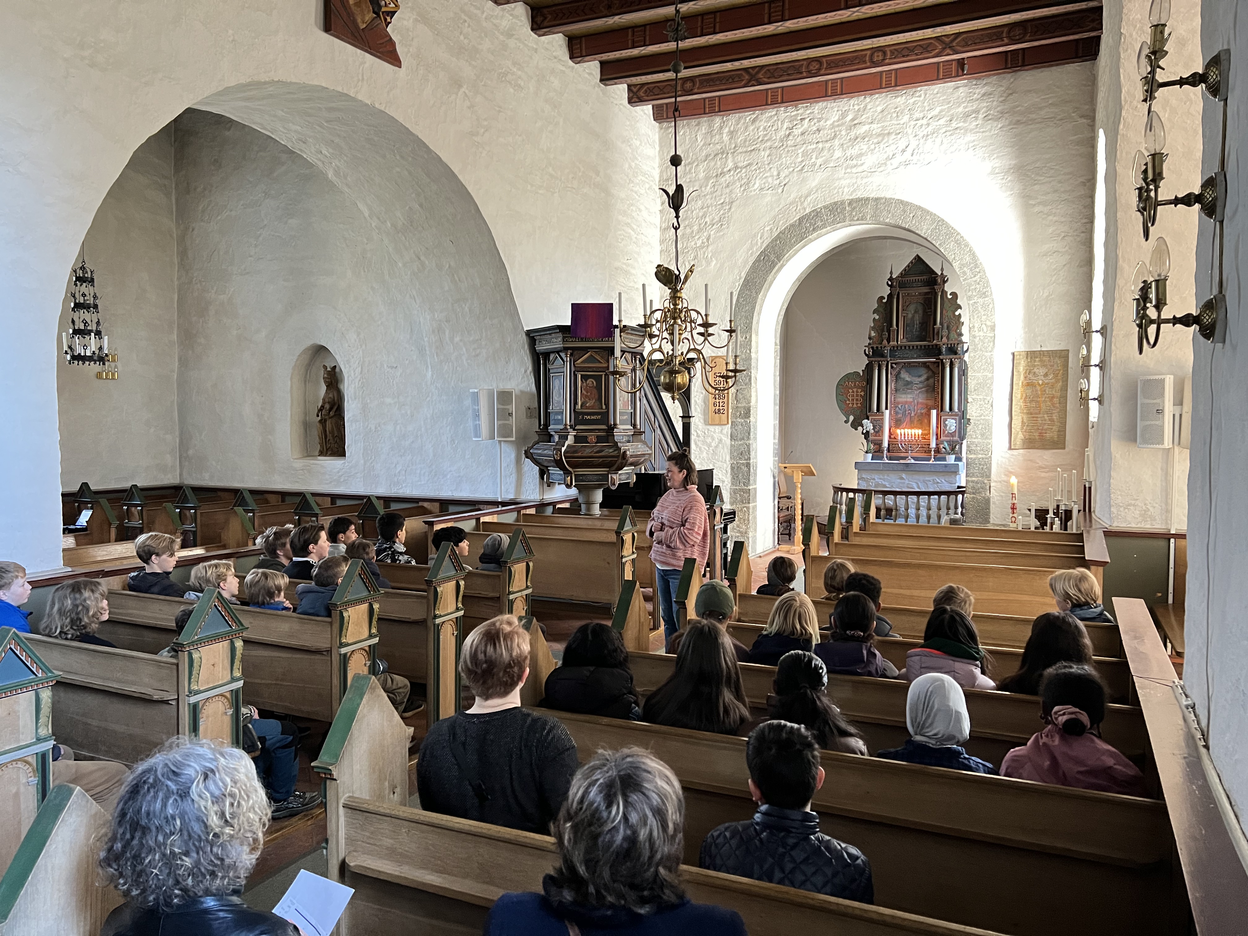 Små pilegrimer i flokk og følge