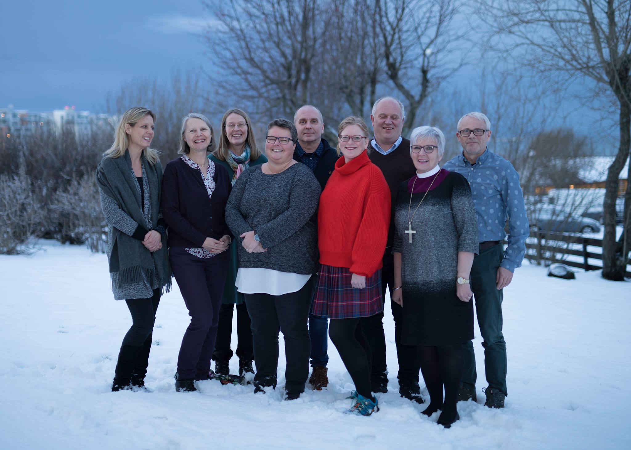 Biskopen og alle prostene i Sør-Hålogaland. Fra venstre: Karianne Egeberg Gullfjell, Elin Vangen, Marta Botne, Kristine Sandmæl, Gunnar Bråthen, Sigridur Gudmarsdottir, Jan Otto Fredwall, Ann-Helen Fjeldstad Jusnes, Olav-Rune Ertzeid.            Foto: Rita Jakobsen