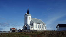 Røst kirke. Foto: Kirkebyggdatabasen