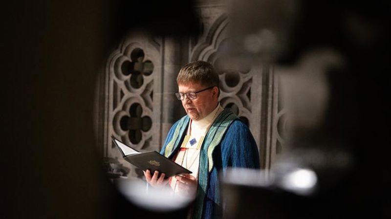 Biskop Svein Valle holdt preken under Kirkemøtets høytidsgudstjeneste i Nidarosdomen Foto: Den norske kirke