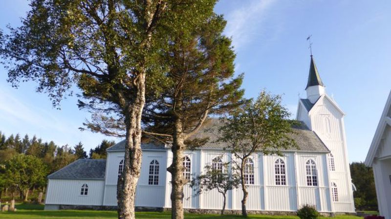 Vega kirke. Foto: Torhild Granhaug, Kirkebyggdatabasen