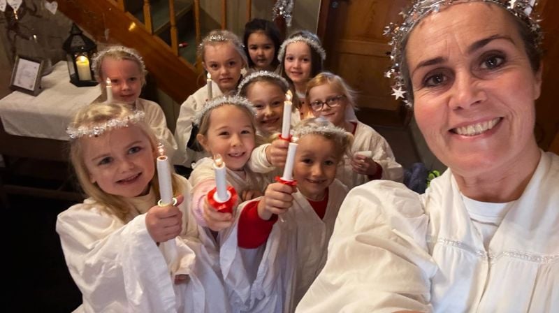 I likhet med svært mange andre menigheter har Falnes menighet på Karmøy og menighetspedagog Agnete Sæle Stave hatt julevandringer for barnehager og 1. klasser i kirken. Foto: Falnes menighet