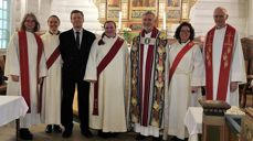 Fra venstre: Ingun S. Barane (sokneprest Egersund), Tonje Vilberg Bjerkreim (diakon Ålgård), Roger Rasmussen (leder Egersund menighetsråd), Siri Johannessen (diakon Eigersund), biskop Erling Pettersen, Ingelin Hatteland Norbakken (diakon Klepp) og Leif Johannes Netland (rådgiver inkluderende kirkeliv). Foto: Knut Pettersen