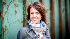 Hilde Svela har satt melodier til kjente bibelvers som hun lærer bort på kurset 17. september kl. 09.30-15.00.