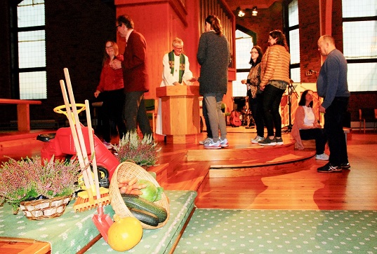 Fra høsttakkefest i Norheim kirke i 2018.