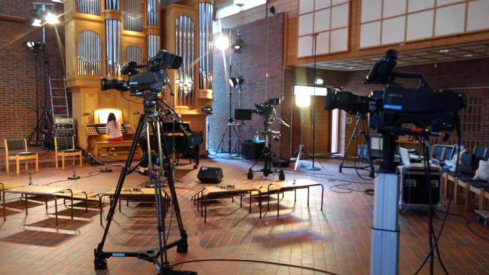 Menigheten trenger nok ikke like mye utstyr som NRK satte opp i Madlamark. Men nå kan menigheten søke om støtte for utstyr kjøpt inn i 2020 og for utstyr som ønskes kjøpt inn framover. 