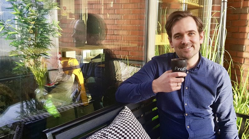 – Jeg har alltid ønsket å være med å lage en kirke som også min generasjon kan kjenne seg hjemme i, sier Tomas Mjelde Røsbak.