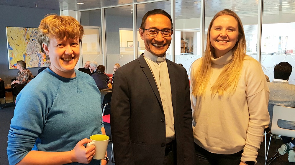 Tre av de nytilsatte: f.v.: Ingjerd Ropeid Andreassen, Rivoniaina Razakandriana og Marthe Kristine Østerud Primstad.