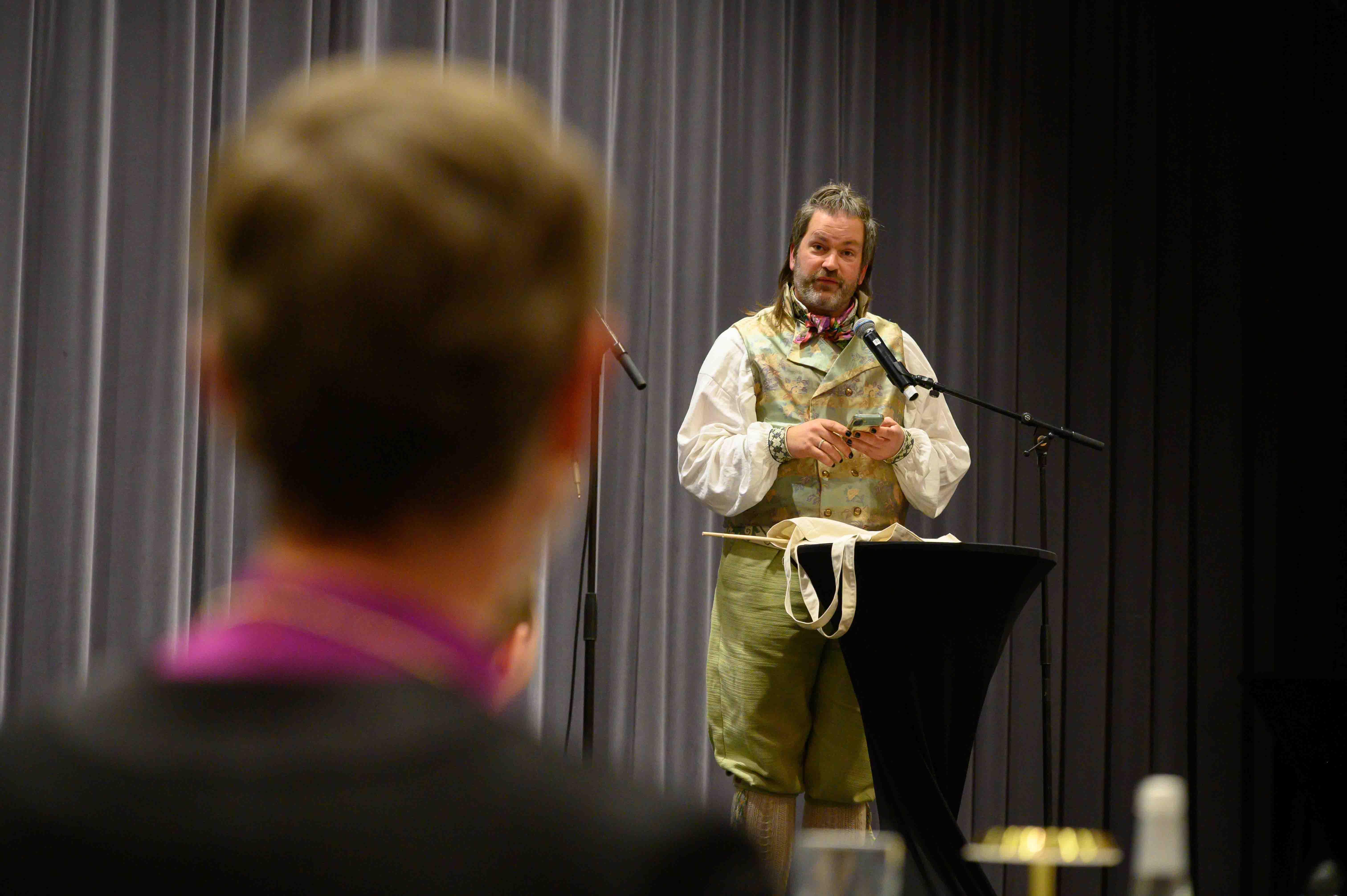 Andr&eacute; Botterli Tr&aelig;tnes