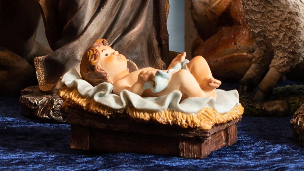 Julekrybben i Tjensvoll kirke. Foto: Øystein Viland