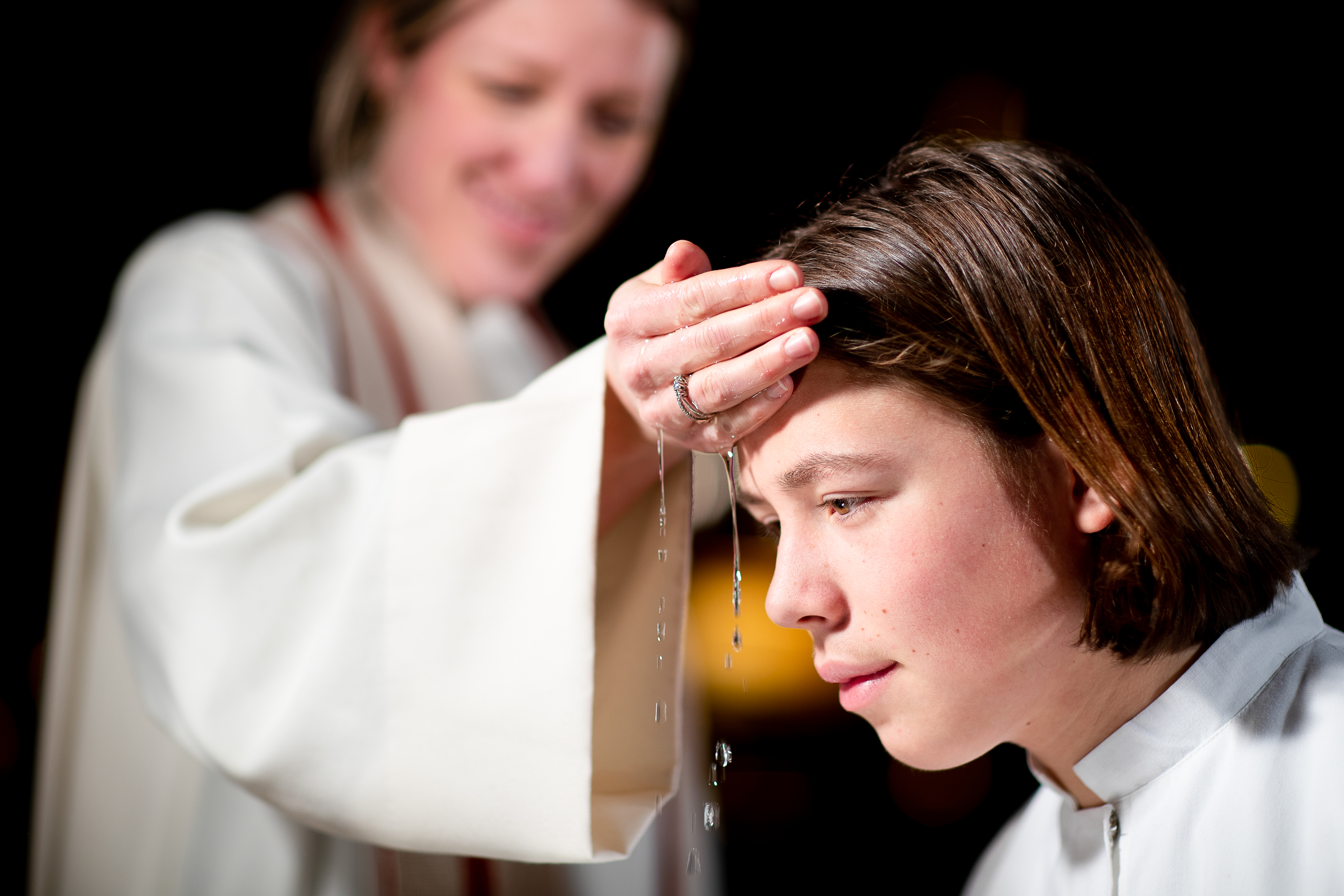 "Gud styrke deg med sin nåde til det evige liv. Fred være med deg."