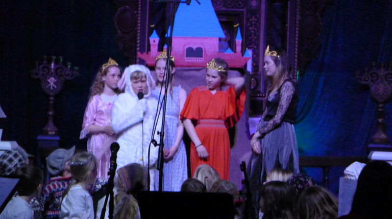 Årets minimusikal av stabelen