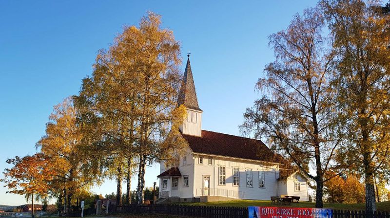 Man 6. november - Stille time i Rud kirke