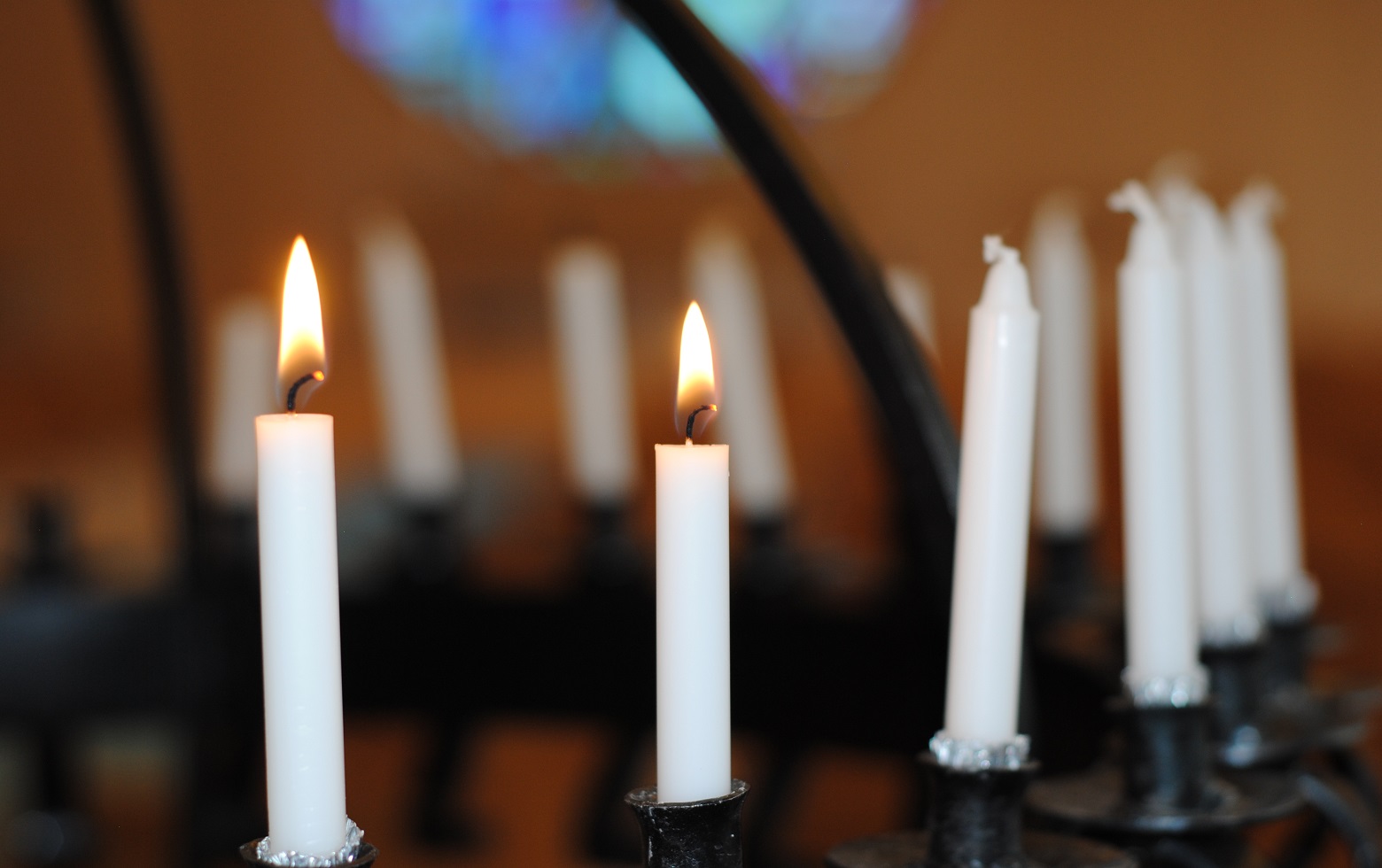 Salme 5: Høyr mitt rop om hjelp, min konge og min Gud, for eg bed deg»