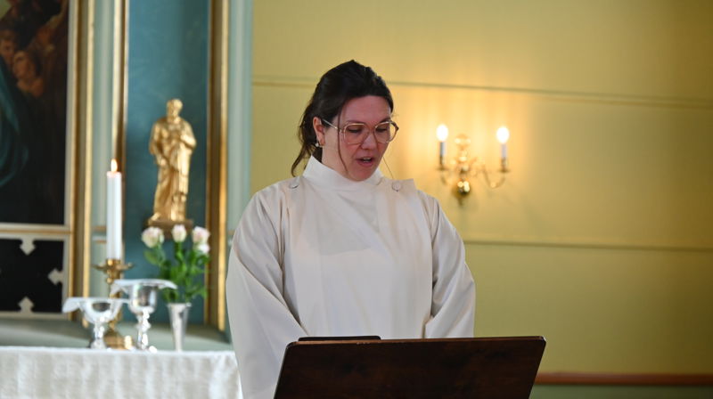 Eva Kristin Dale Wessman, her utan stola, som vert lagt på 6.9