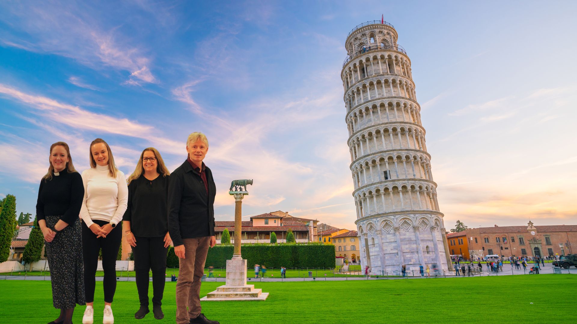 Stabens festkomite på "tur" til Pisa; Jane Christin, Hanne, Linda og Jostein.