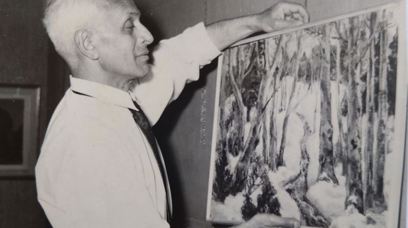 Alberto Rosati, med et av sine Holmsbumotiver, mens han fortsatt bodde i Holmsbu