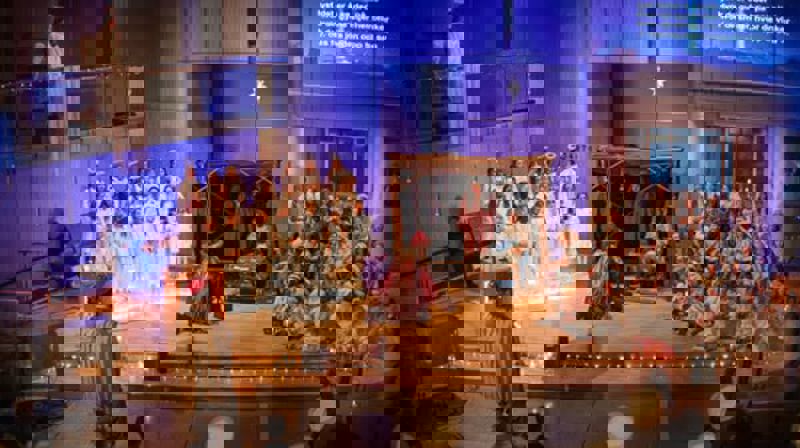 Velkommen til Helligtrekongersfest i Vardåsen kirke