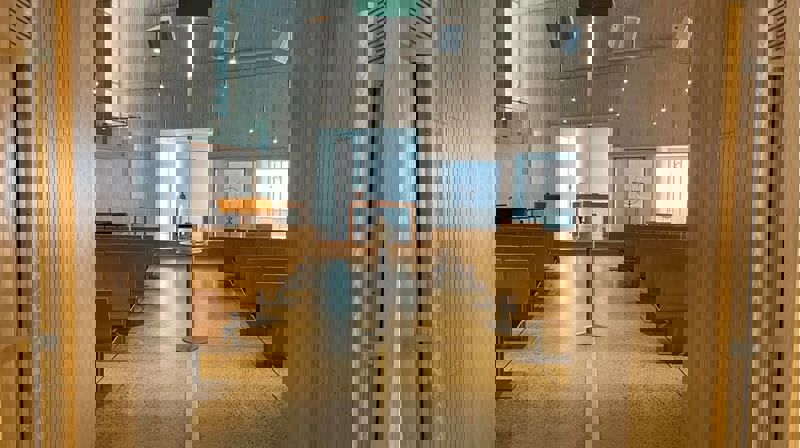 Åpen kirke hver onsdag kl. 1800 (ikke i ferien)