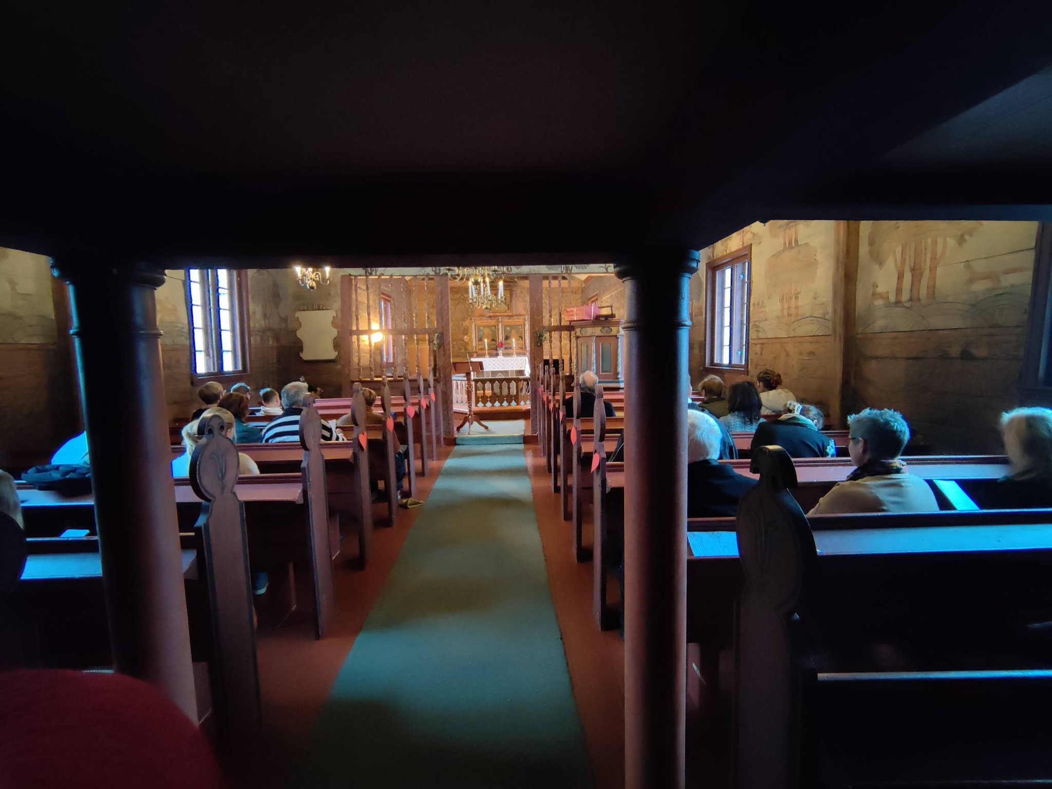 Julegudstenestene i Vangen og Flåm kyrkje