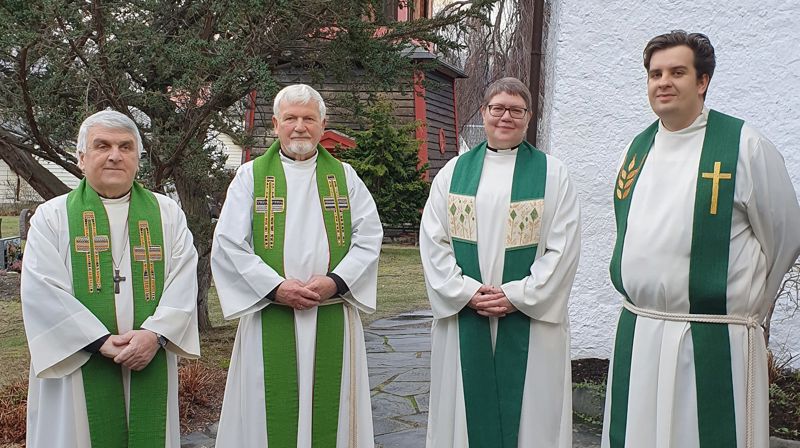 Prost Geir Paulsen, prest Ådne Skiftun, sokneprest Anna Elisabet Gestsdòttir og prest Gunnar Fagerbakke Eldevik.