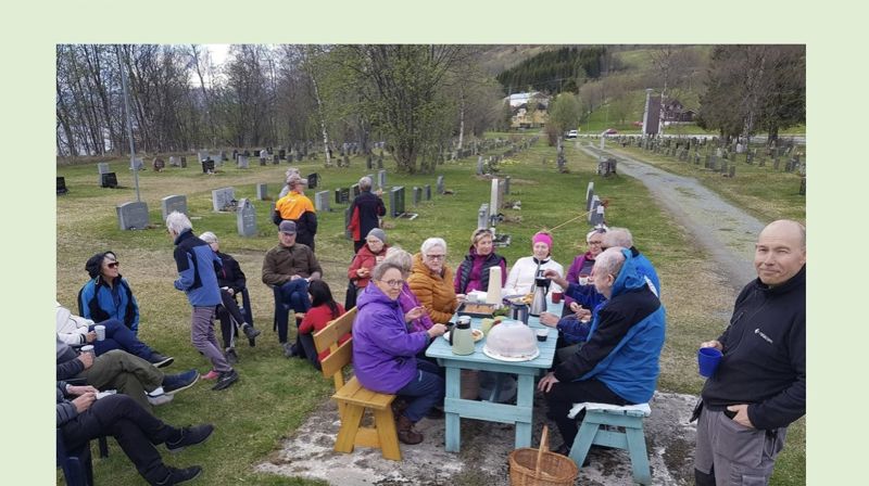 Kirkegårdsdugnader rundt omkring