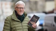 Tor Kristiansen har nettopp utgitt boken Helt frivillig i Guds tjeneste, om frivillige og frivillighet i Kirken i Bergen.