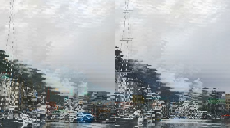 Oppfordrer til hjemmekontor ut uken