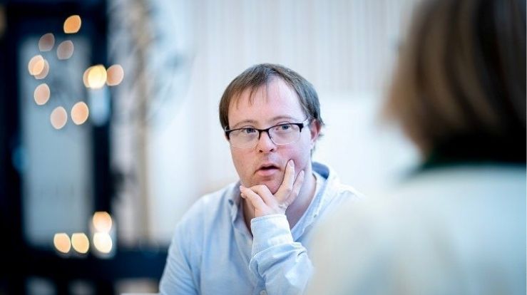 I kirken er det rom for alle. Foto: Bo Mathisen/Kirkerådet