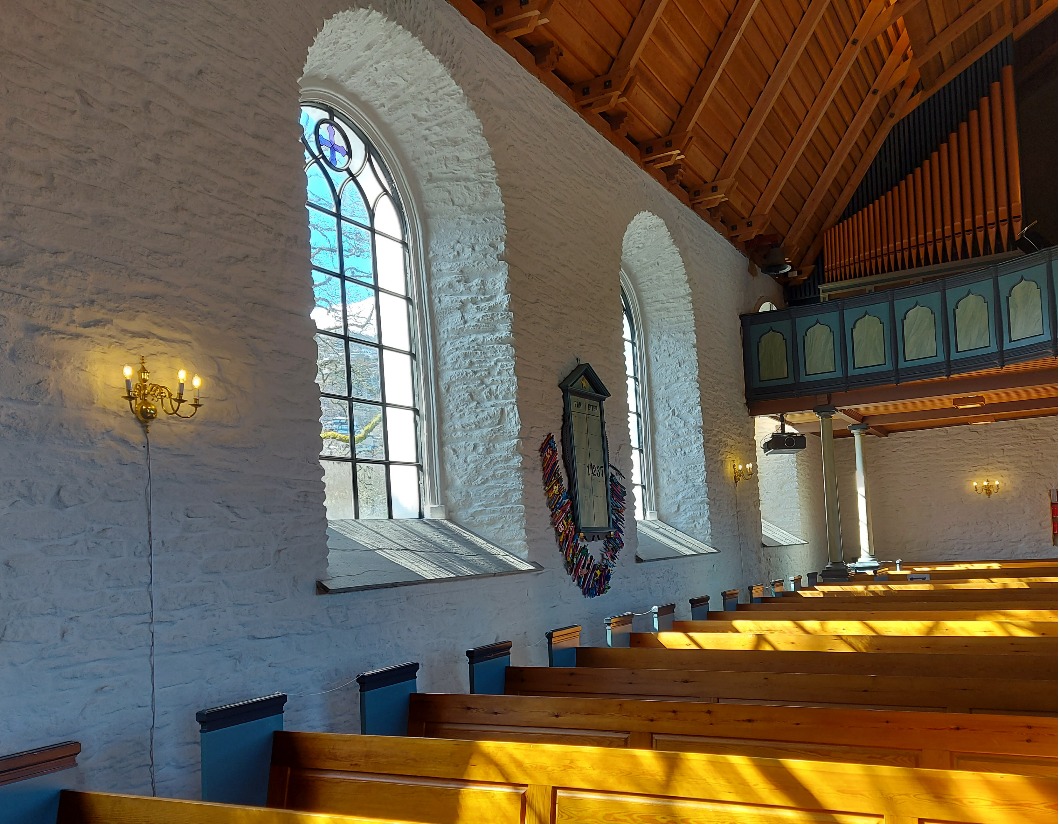 Ope for gudstenester - oppdaterte smittevernreglar