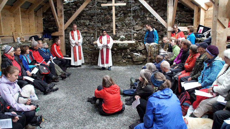 Friluftsgudstjeneste ved Magnus-løå, ved Den Trondhjemske postvei