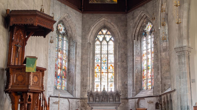 Bilde fra innsiden av Bergen domkirke