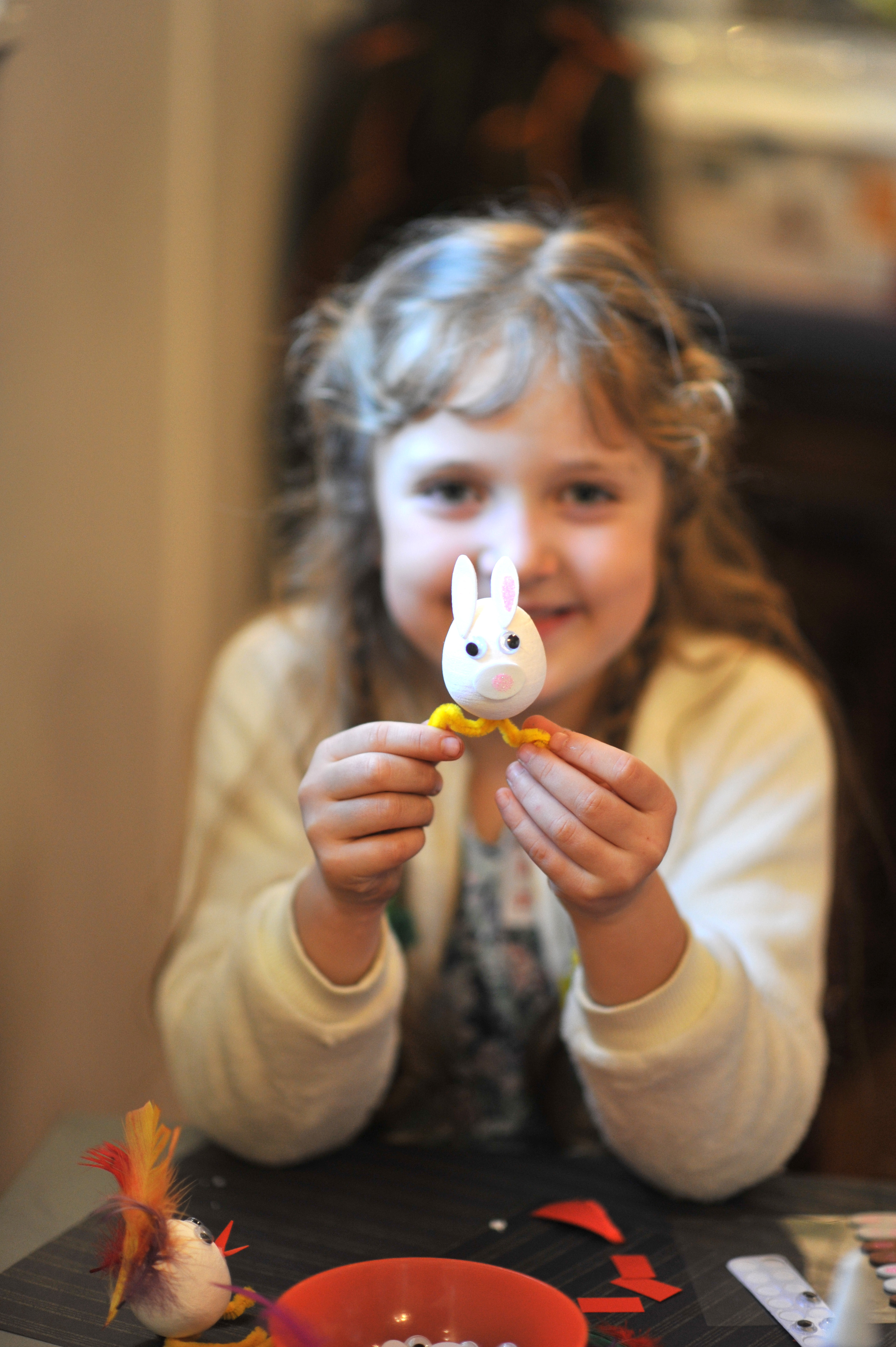 7 år: PÅSKESKATTEN - påskevandring og påskeverksted