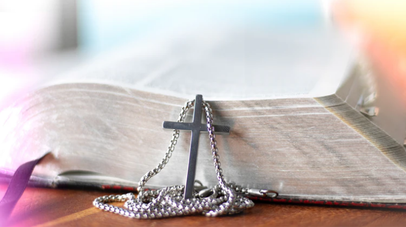 Alt er ikke like viktig. Og derfor trenger vi fastetiden. Kristen faste er å begrense det uviktige for å gi bedre plass til det viktige. Vi faster for å «holde fast» på prioriteringene.Foto: unsplash.com