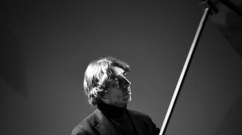 Knut Christian Jansson spiller Bachs Goldbergvariasjoner.