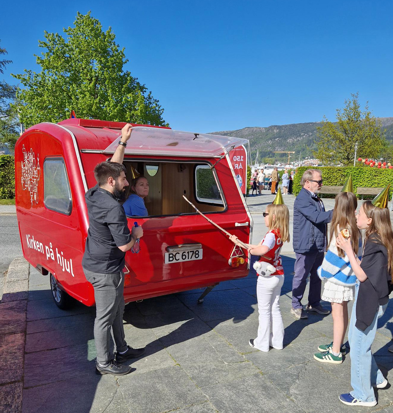 Fiskedam under Laksevåg kirkes 150-årsjubileumsfest.