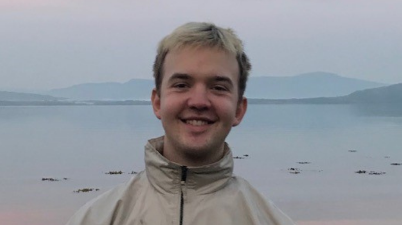 Jørgen Magne er 20 år og vil bli prest