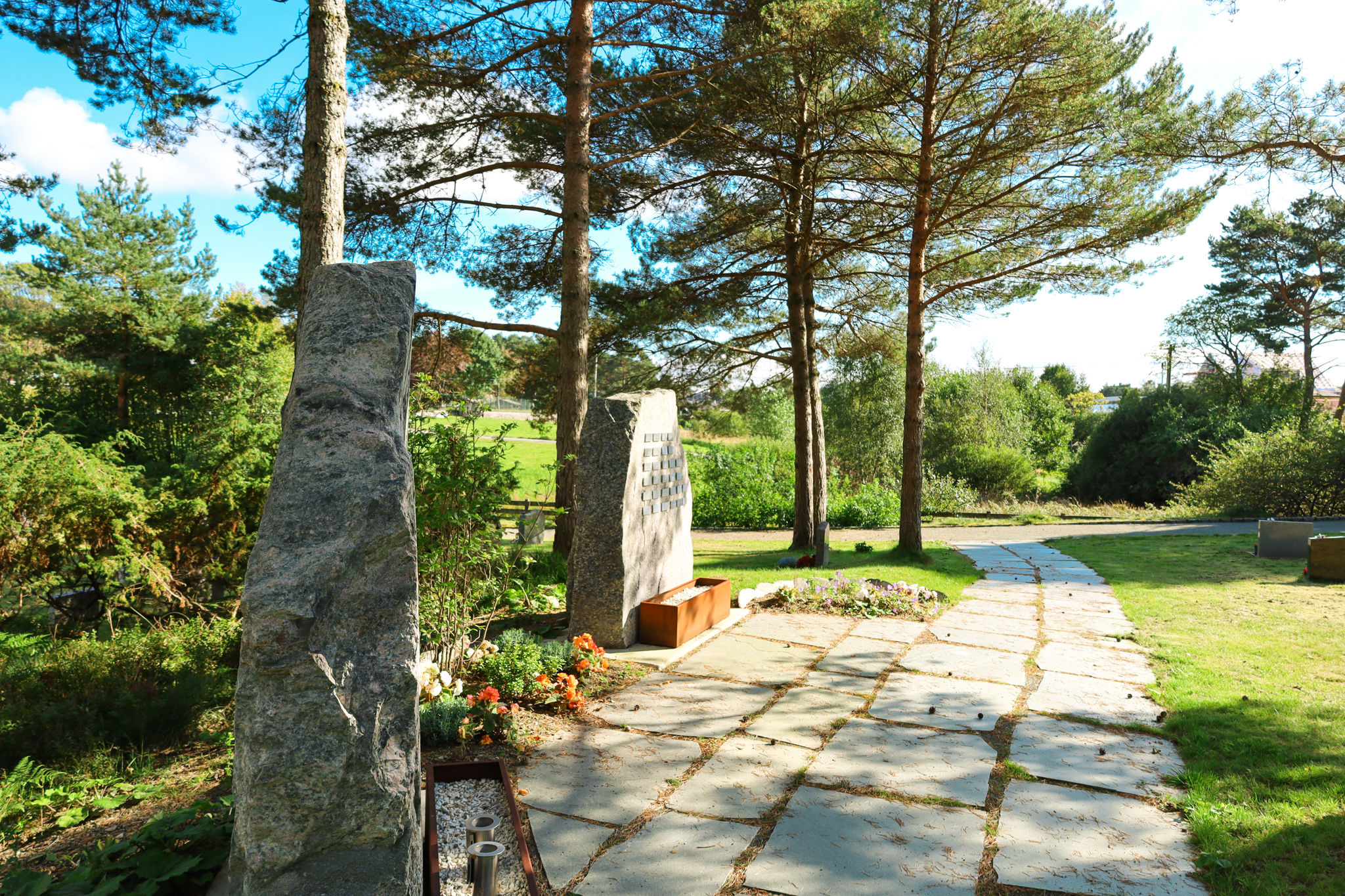 Namna minnelund på Nore Neset gravplass