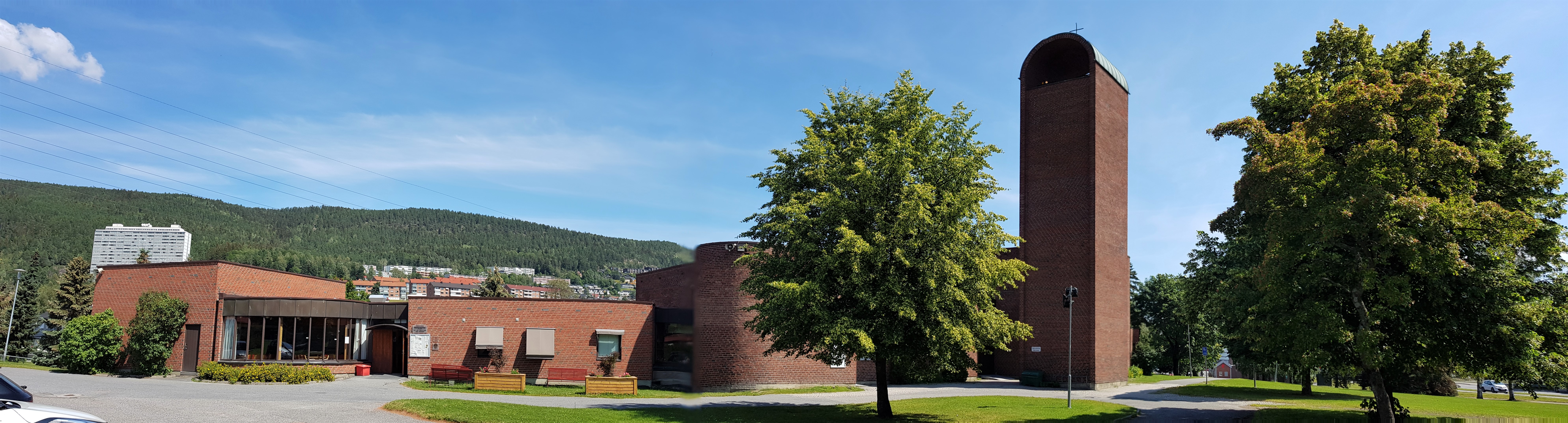 Klokkene ringer igjen fra Åssiden kirke