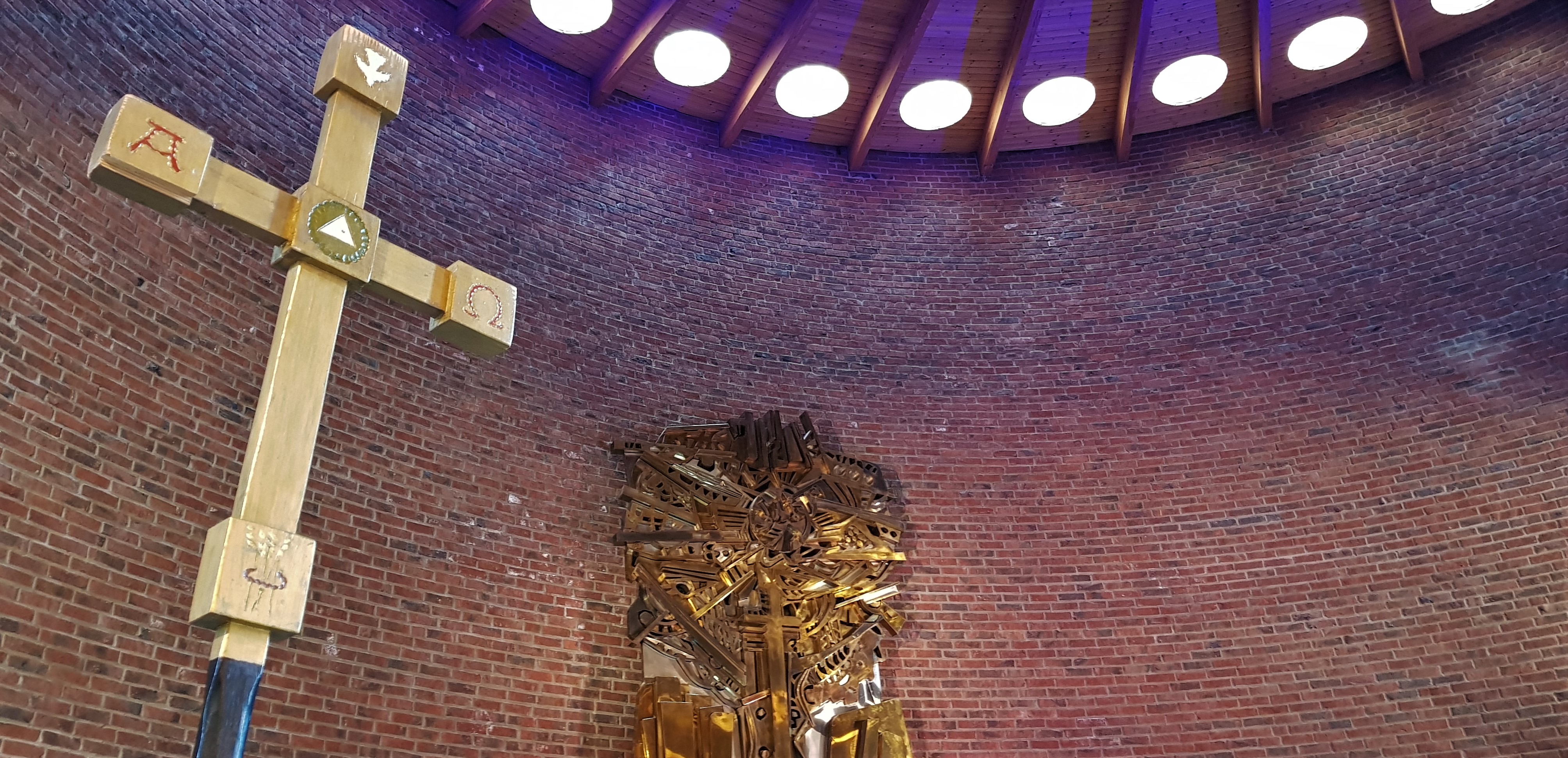 Ny nedstenging av kirkene - hva med påskefeiring?