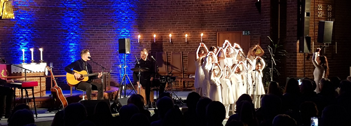 GospelTweens med Atle Pettersen i Åssiden kirke, advent 2019