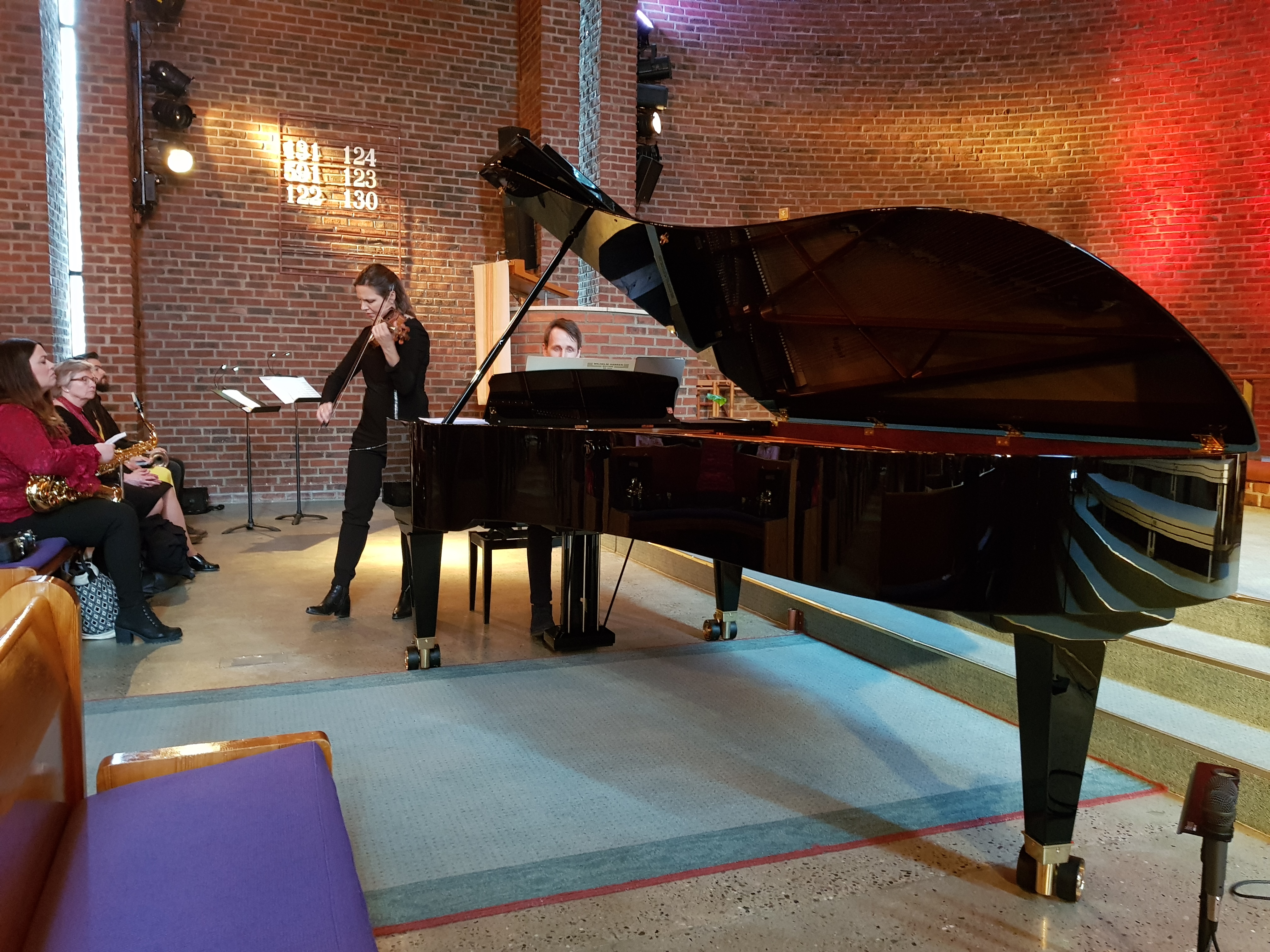 Åssiden kirkes nye Bösendorfer Vienna Concert