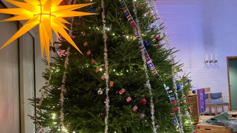 Små- og storegudstjeneste - og juletrefest
