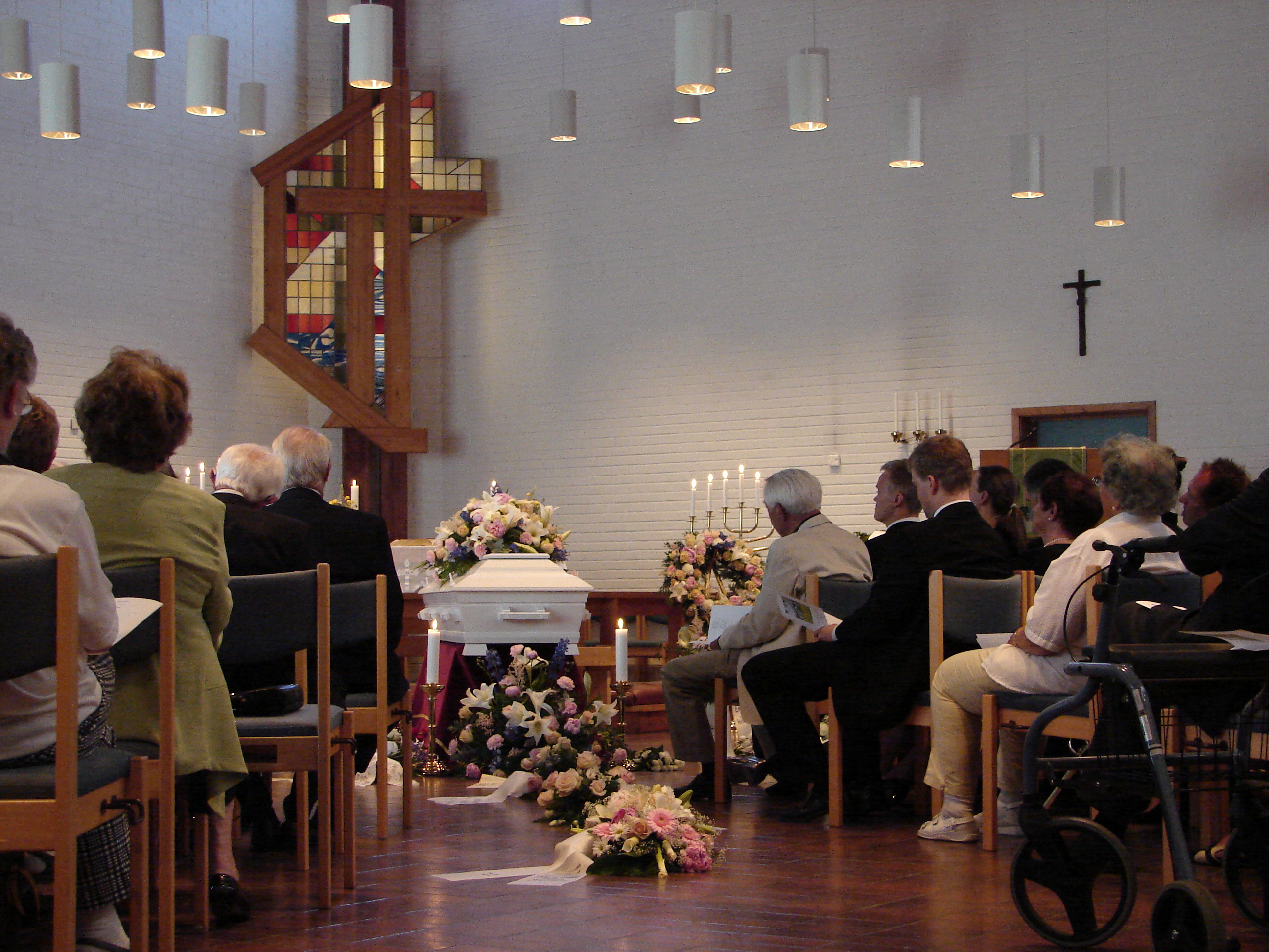 Gravferd/bisettelse fra Fjell kirke