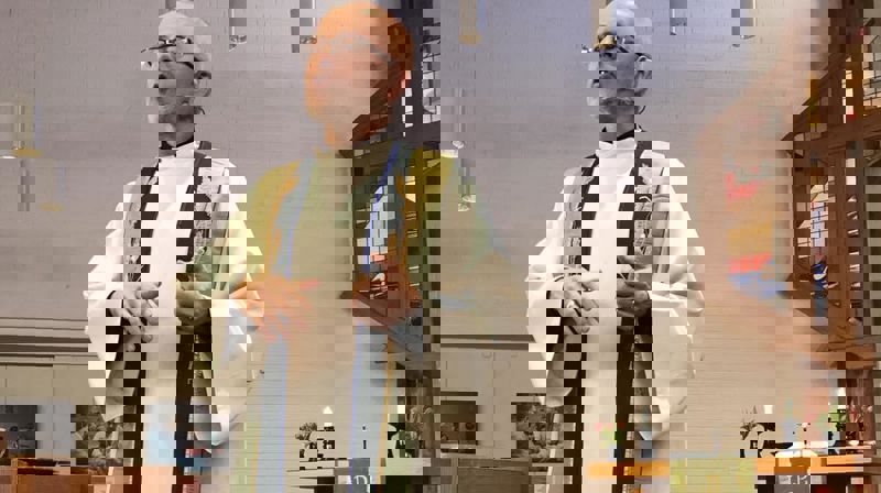 Gudstjeneste i Fjell kirke 30. april